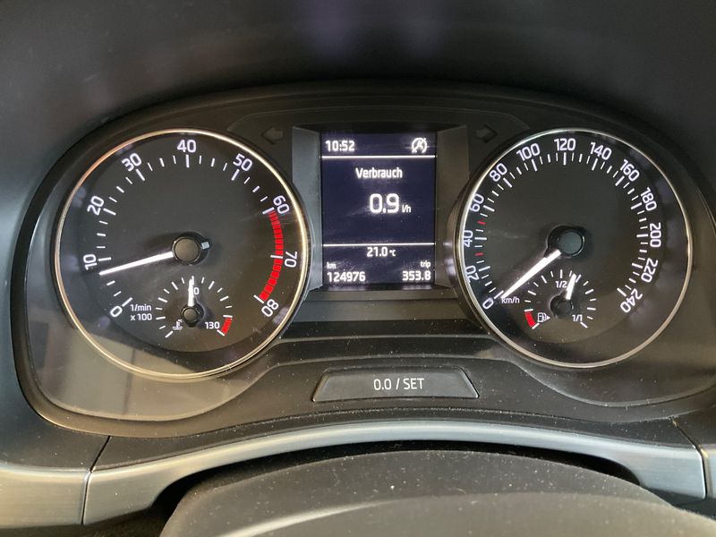 Skoda Fabia 1.2 TSI Ambition — zdjęcie 13