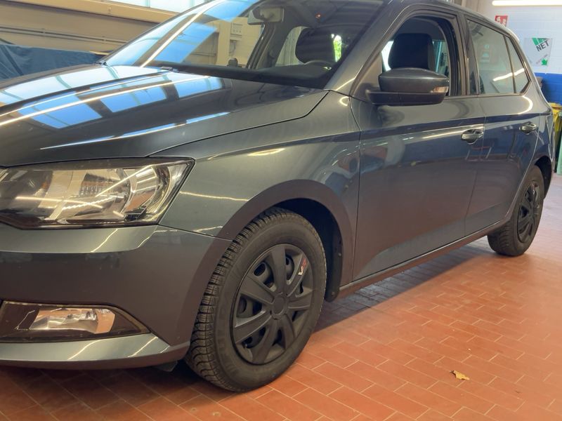 Skoda Fabia 1.2 TSI Ambition — zdjęcie 2