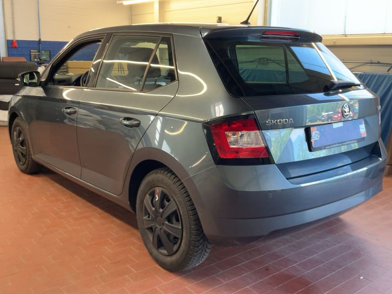 Skoda Fabia 1.2 TSI Ambition — zdjęcie 3