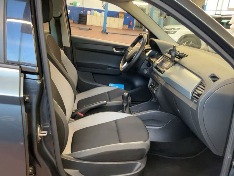 Skoda Fabia 1.2 TSI Ambition — zdjęcie 11