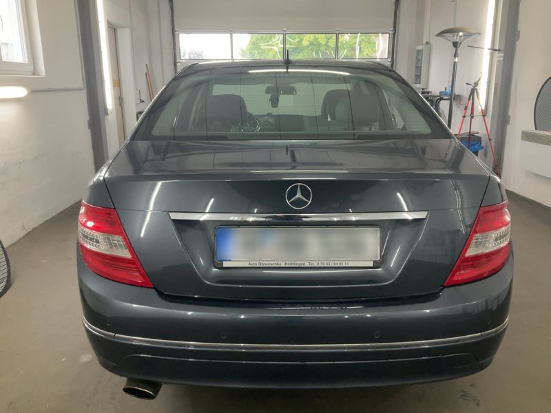 Mercedes-Benz C-Klasse C 200 CGI BlueEfficiency Sport Edition Avantgarde — zdjęcie 5