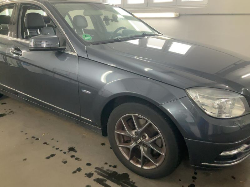 Mercedes-Benz C-Klasse C 200 CGI BlueEfficiency Sport Edition Avantgarde — zdjęcie 8