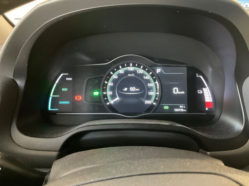 Hyundai IONIQ electric drive 88 kW Creative — zdjęcie 13