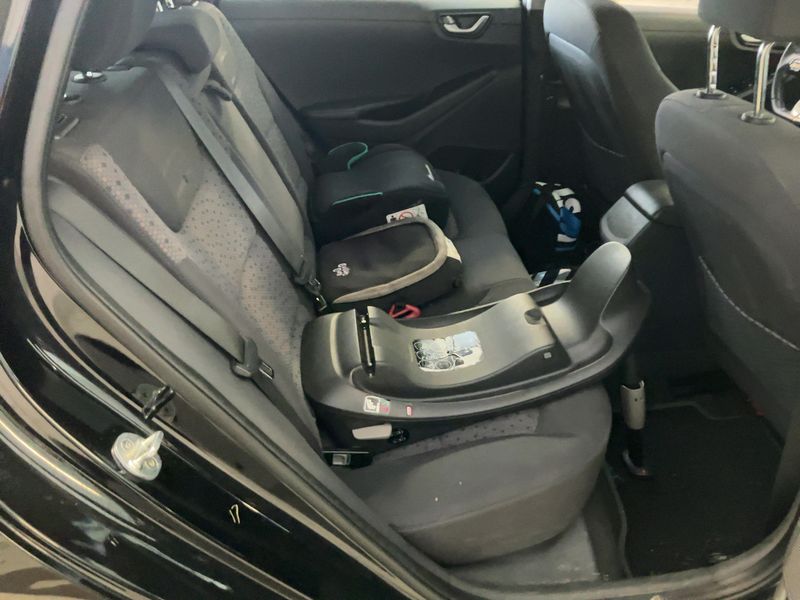 Hyundai IONIQ electric drive 88 kW Creative — zdjęcie 14