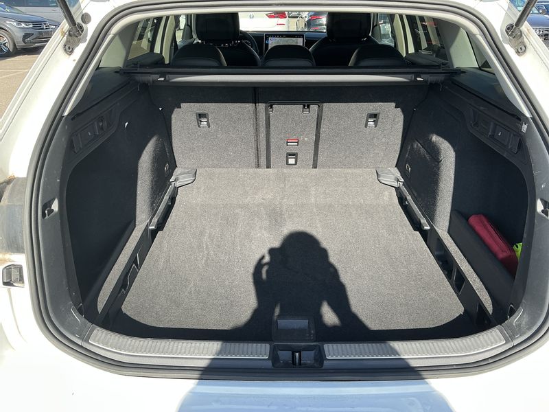 Volkswagen Passat 2.0 TDI Business — zdjęcie 9