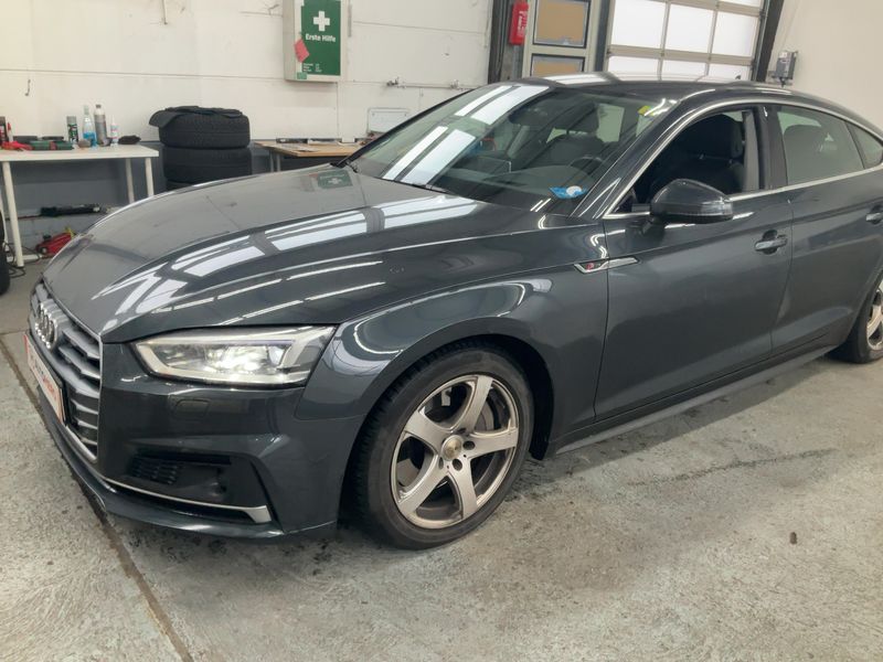 Audi A5 Sportback 2.0 TFSI quattro Design — zdjęcie 2