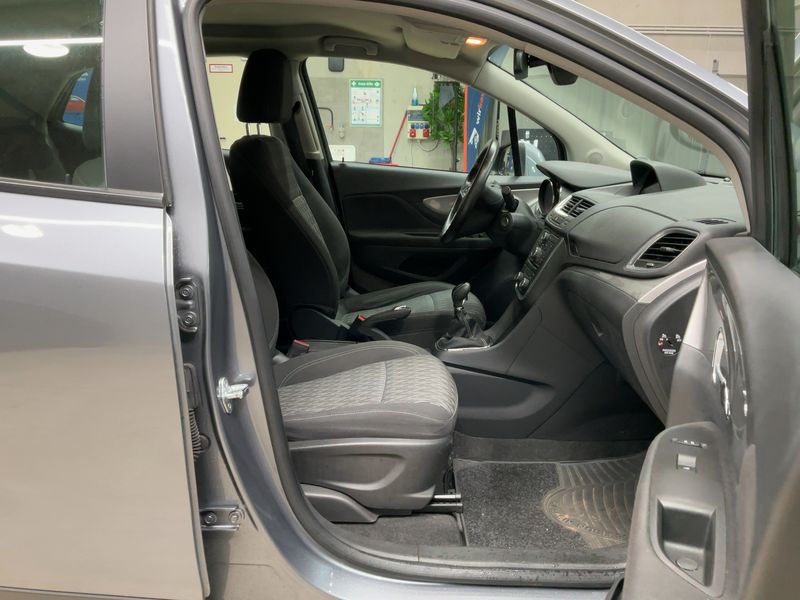 Opel Mokka 1.4 Turbo Edition ecoFlex 4x4 — zdjęcie 11