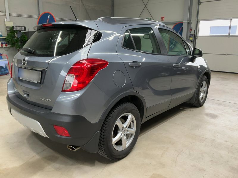 Opel Mokka 1.4 Turbo Edition ecoFlex 4x4 — zdjęcie 6
