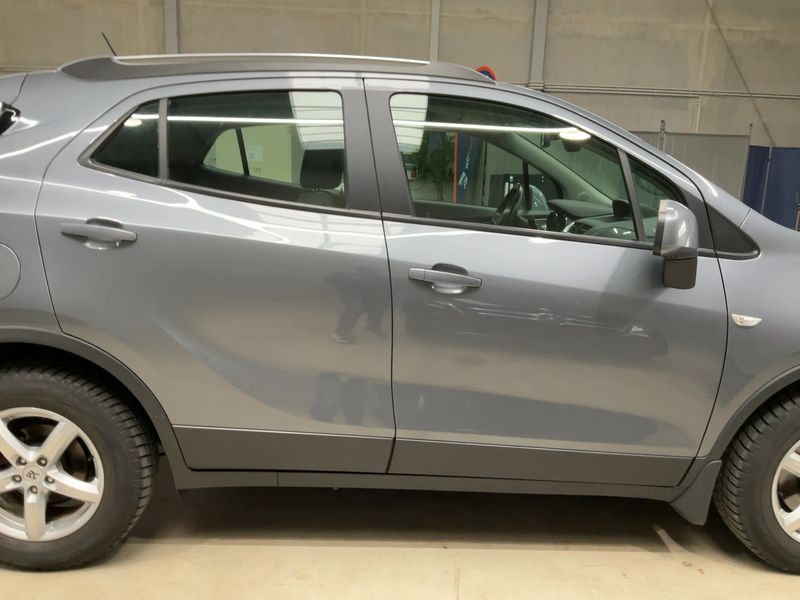 Opel Mokka 1.4 Turbo Edition ecoFlex 4x4 — zdjęcie 7
