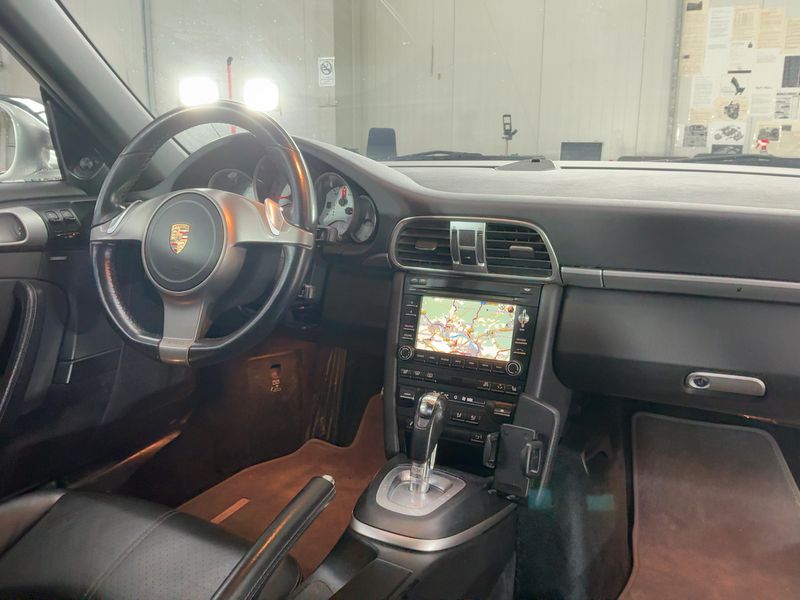 Porsche 911 997 Carrera S Cabrio — zdjęcie 12