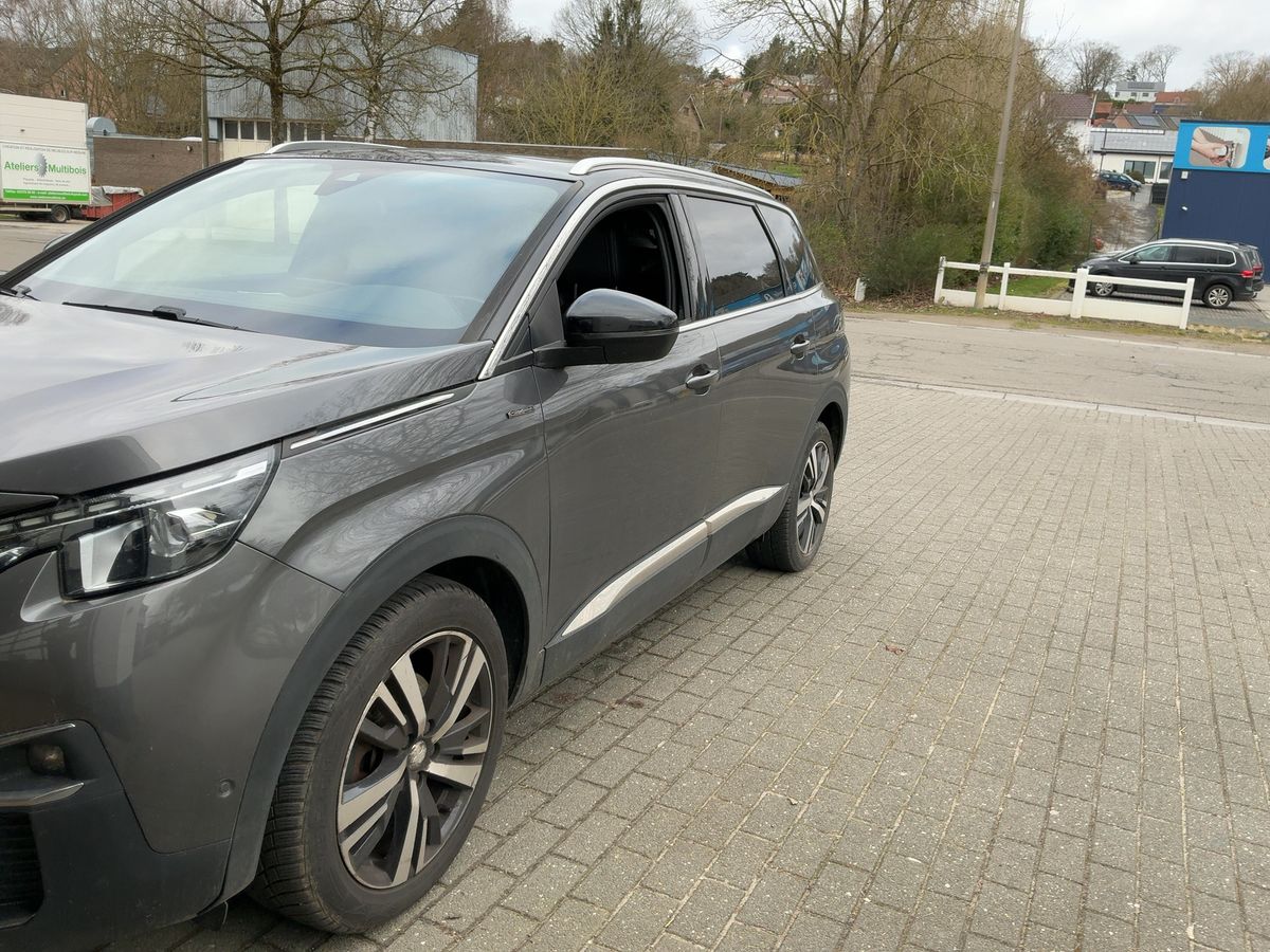Peugeot 5008 d'occasion