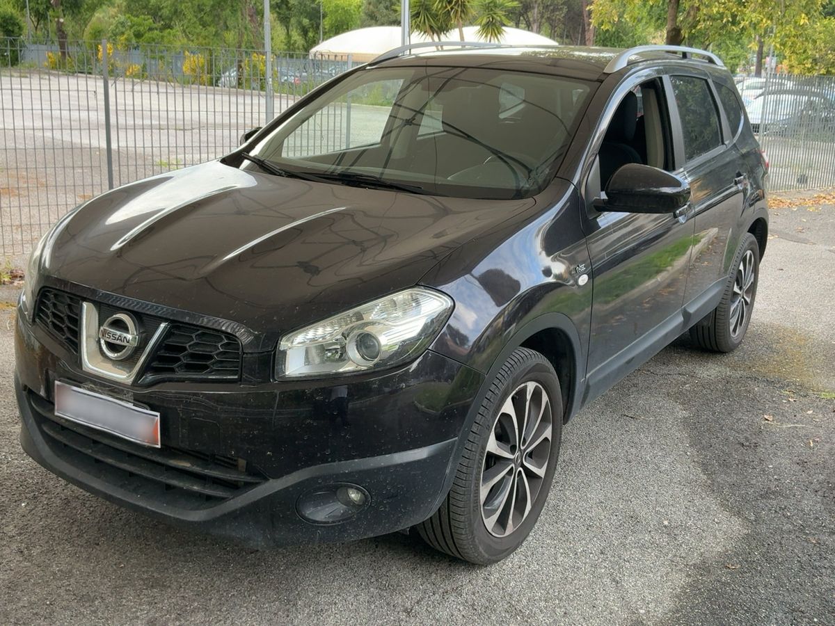 Nissan Qashqai+2 2010