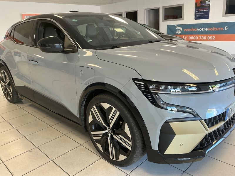 Renault Megane E-Tech EV60 Iconic — zdjęcie 8