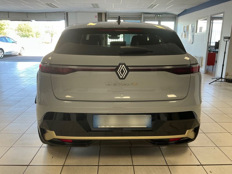 Renault Megane E-Tech EV60 Iconic — zdjęcie 5