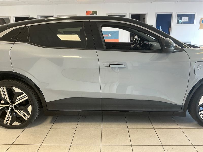 Renault Megane E-Tech EV60 Iconic — zdjęcie 7