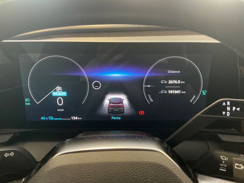 Renault Megane E-Tech EV60 Iconic — zdjęcie 13