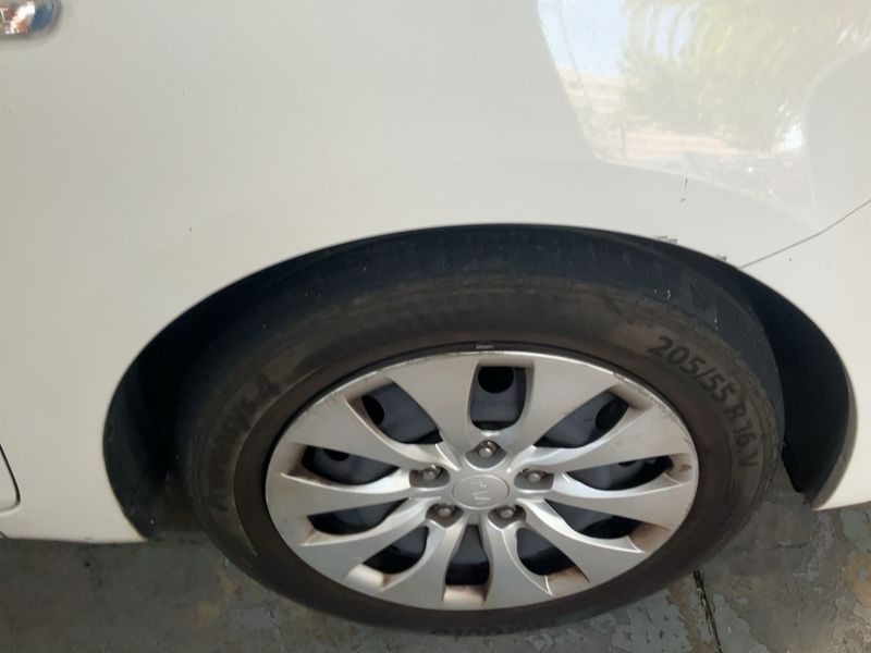 Kia Carens 1.7 CRDi Concept 2015 – снимка 11