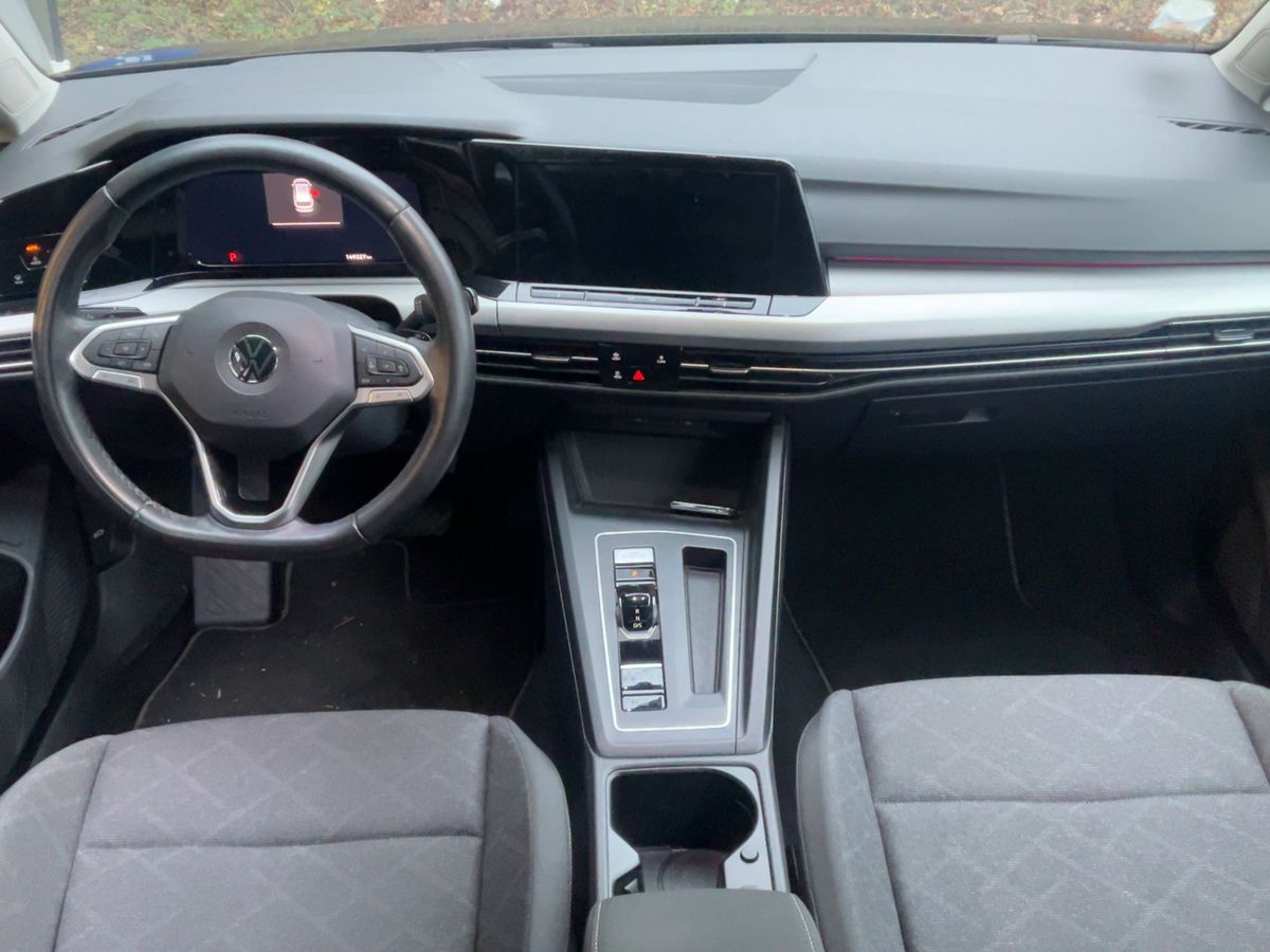 Volkswagen Golf 2022 — photo 18