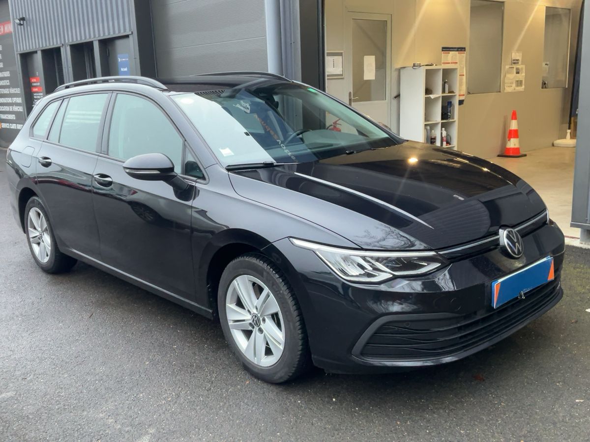 Volkswagen Golf 2022 — photo 13