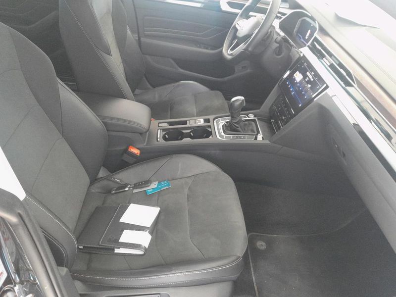 Volkswagen Arteon Shooting Brake 2.0 TSI Elegance — zdjęcie 10