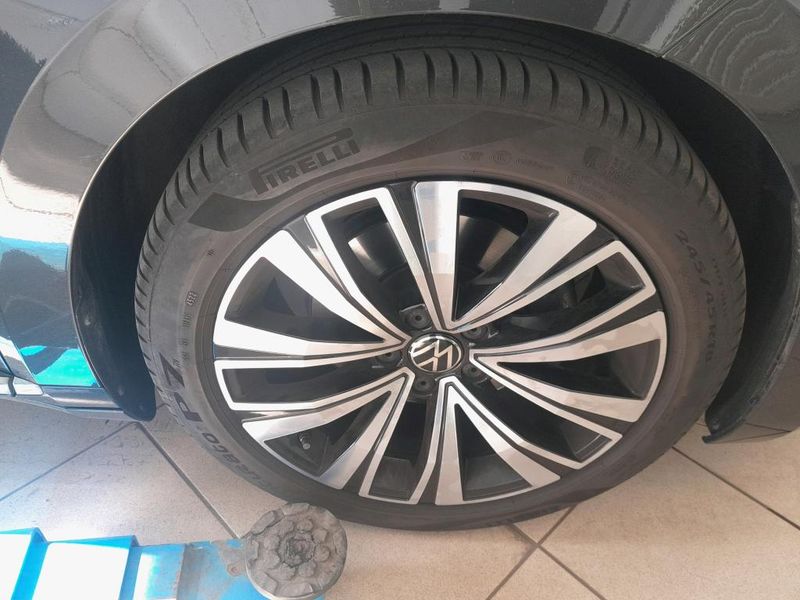 Volkswagen Arteon Shooting Brake 2.0 TSI Elegance — zdjęcie 25