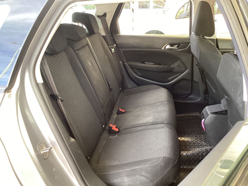 Peugeot 308 1.5 Blue-HDi Active Business — zdjęcie 14