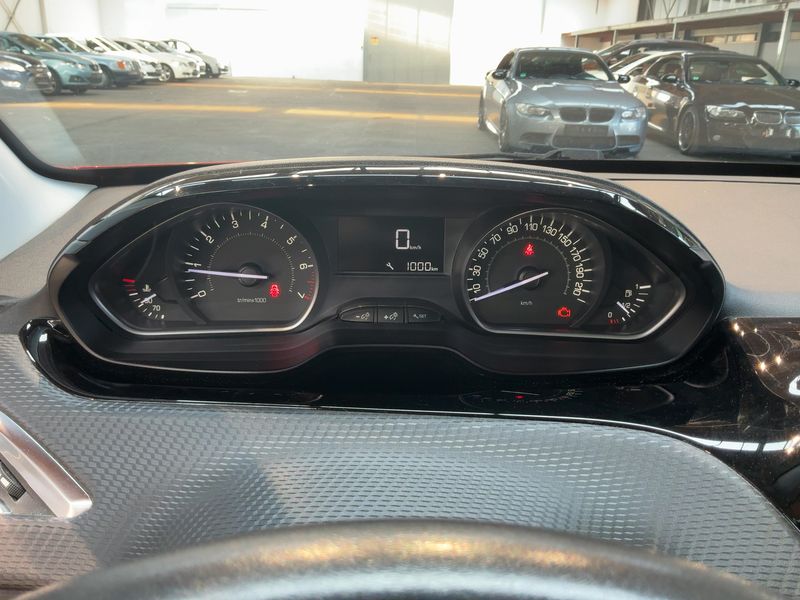 Peugeot 208 1.2 PureTech Style — zdjęcie 13