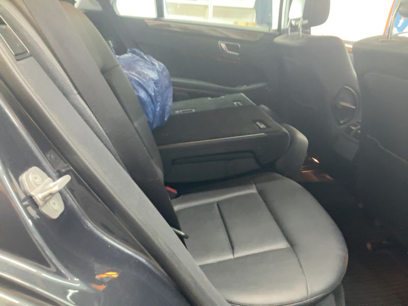 Mercedes-Benz E-Klasse E 250 CDI T BlueEfficiency Elegance — zdjęcie 14