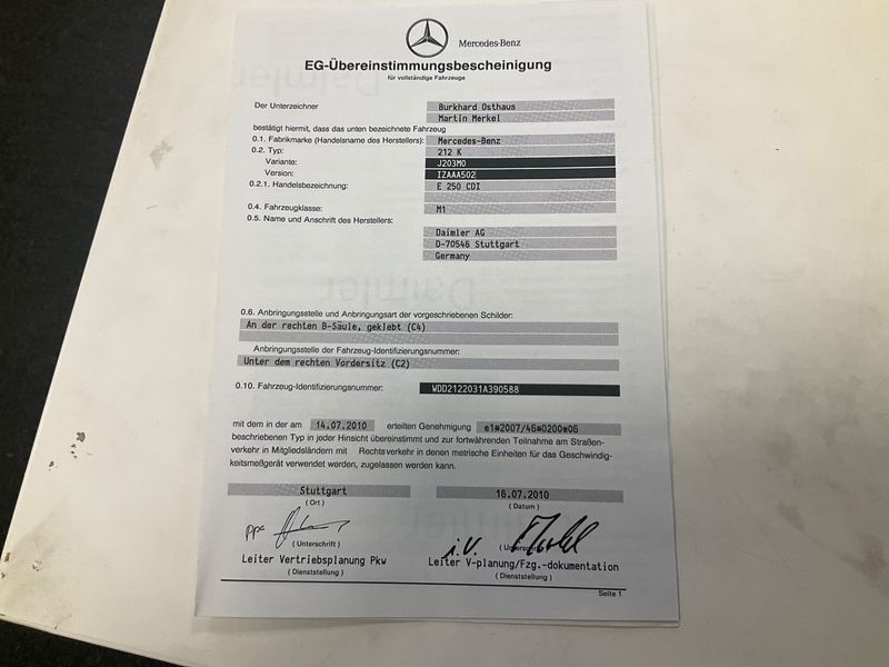 Mercedes-Benz E-Klasse E 250 CDI T BlueEfficiency Elegance — zdjęcie 16