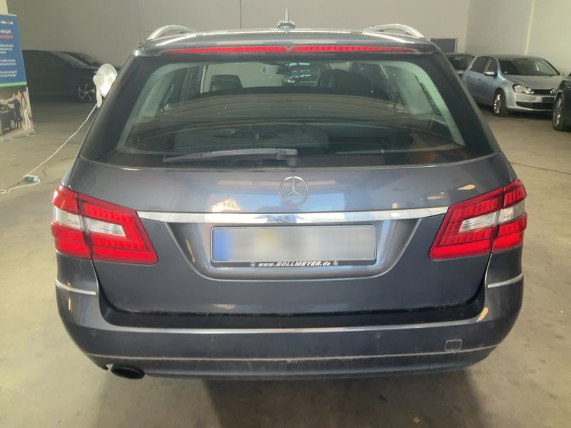 Mercedes-Benz E-Klasse E 250 CDI T BlueEfficiency Elegance — zdjęcie 5