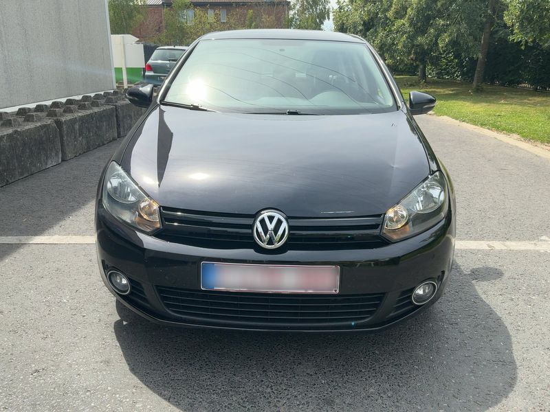 Volkswagen Golf VI 1.6 TDI Trendline BlueMotion Tech — zdjęcie 9