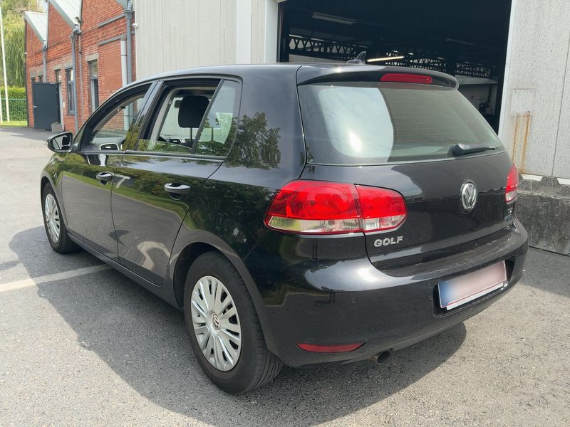 Volkswagen Golf VI 1.6 TDI Trendline BlueMotion Tech — zdjęcie 3