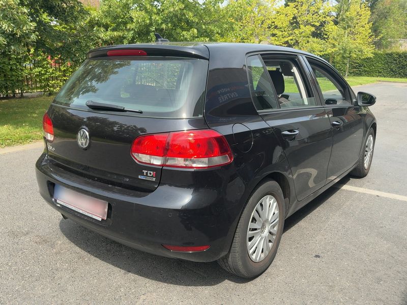 Volkswagen Golf VI 1.6 TDI Trendline BlueMotion Tech — zdjęcie 6
