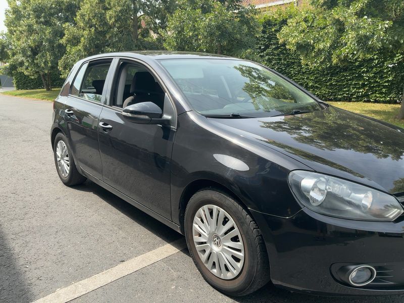 Volkswagen Golf VI 1.6 TDI Trendline BlueMotion Tech — zdjęcie 8