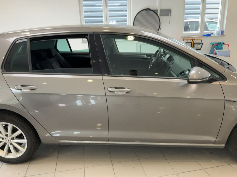 Volkswagen Golf VII 1.6 TDI Lounge BlueMotion Tech 2015 – снимка 10