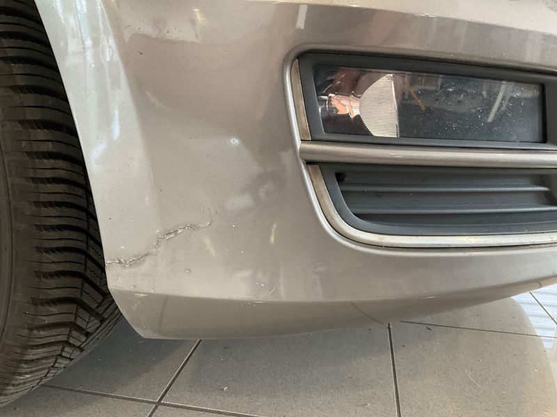 Volkswagen Golf VII 1.6 TDI Lounge BlueMotion Tech 2015 – снимка 33