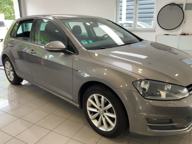 Volkswagen Golf VII 1.6 TDI Lounge BlueMotion Tech 2015 – снимка 12