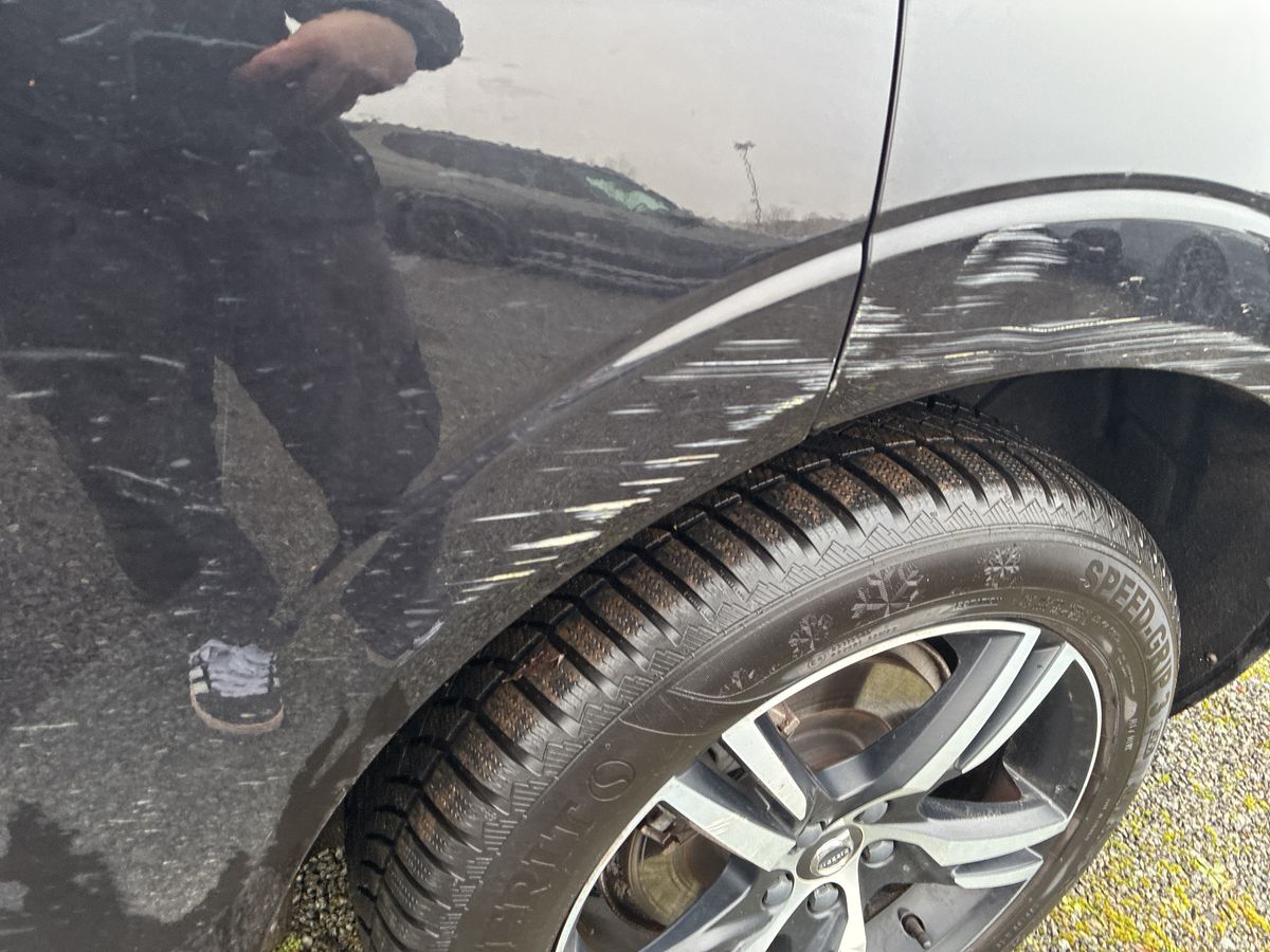 Volvo XC60 2020 — photo 35