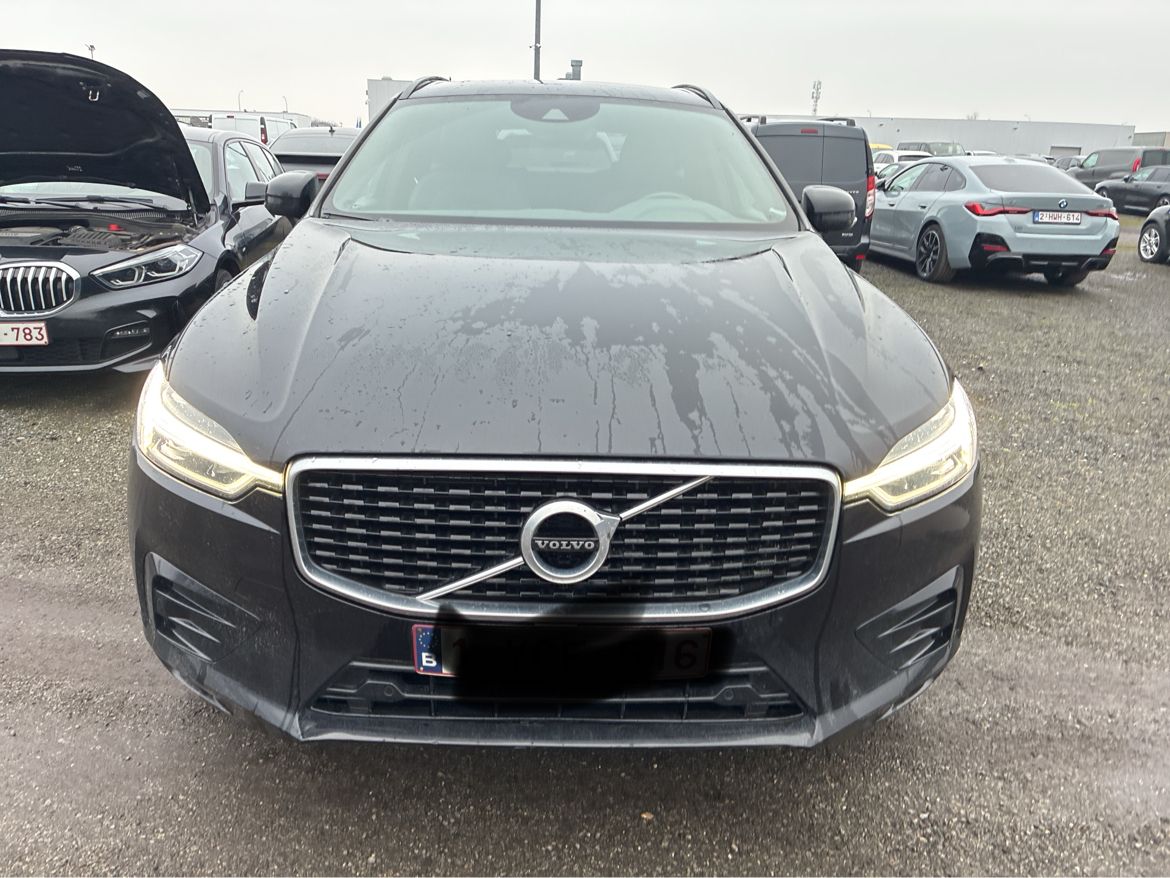 Volvo XC60 2020 — photo 8