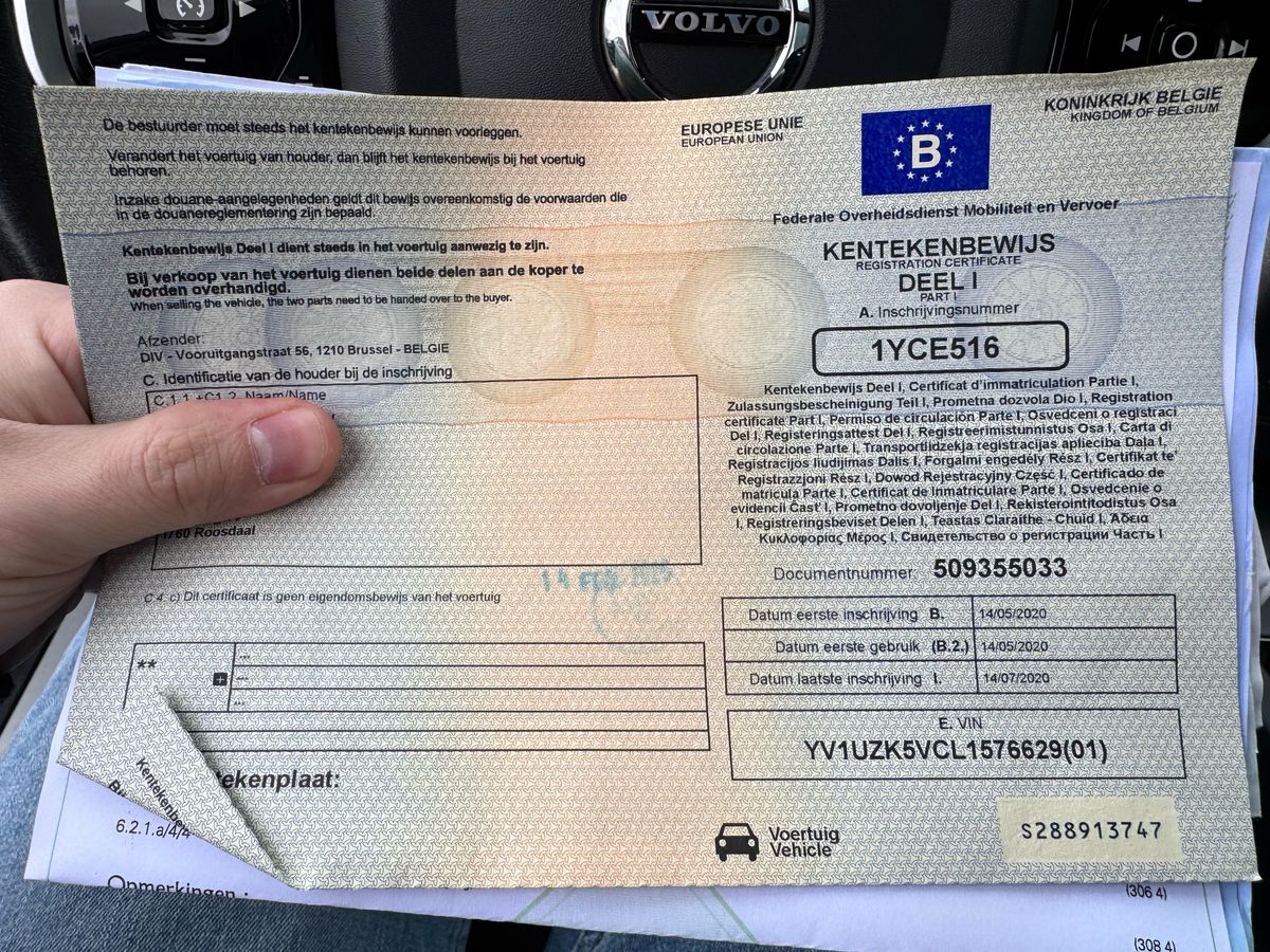 Volvo XC60 2020 — photo 17