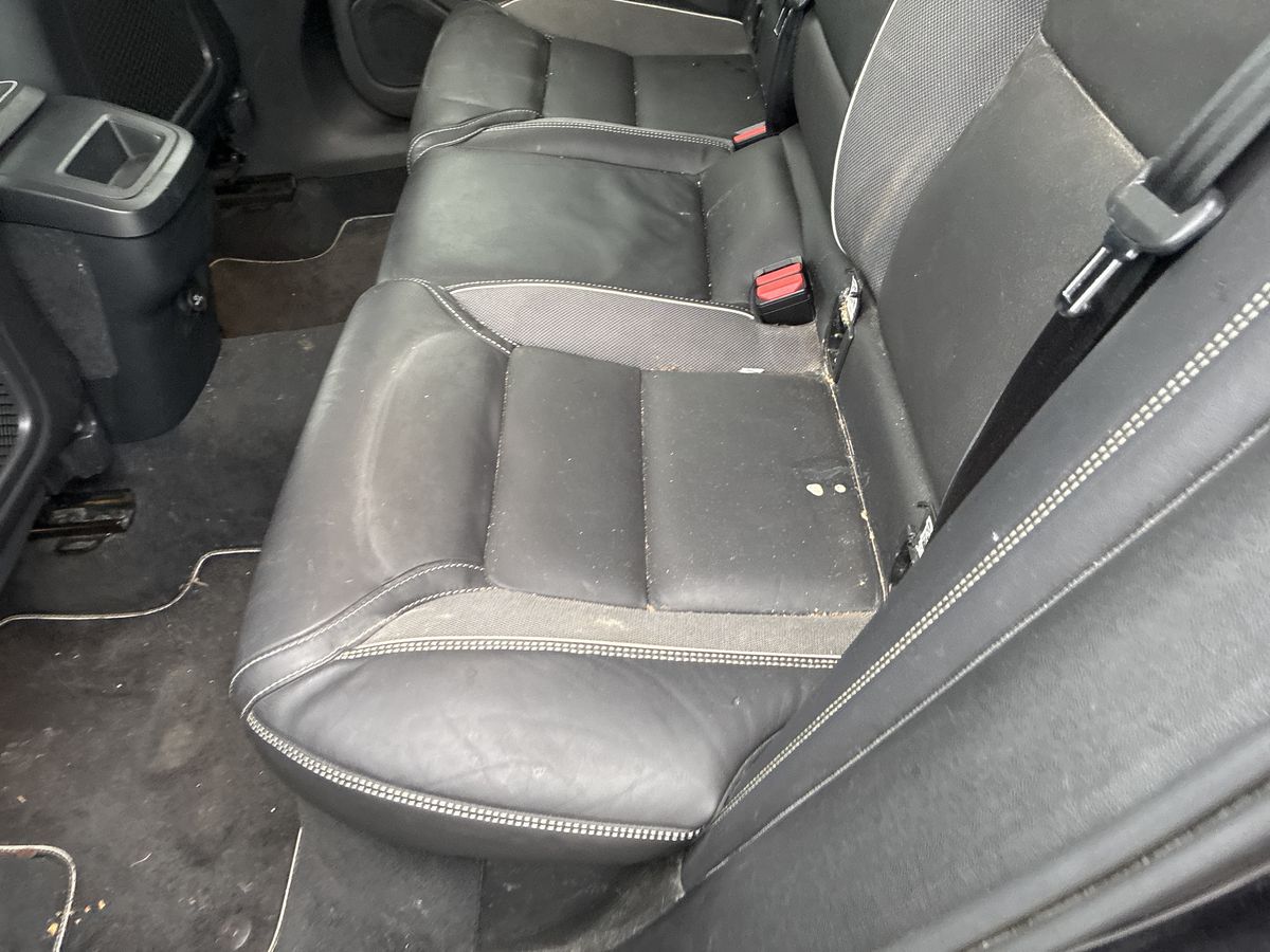 Volvo XC60 2020 — photo 28