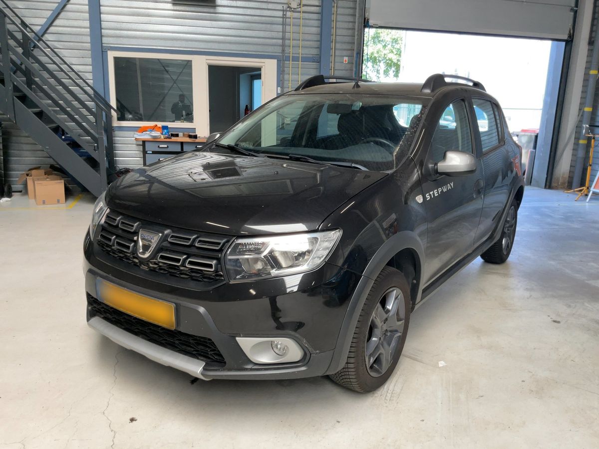 Dacia Sandero 2018 — photo 1