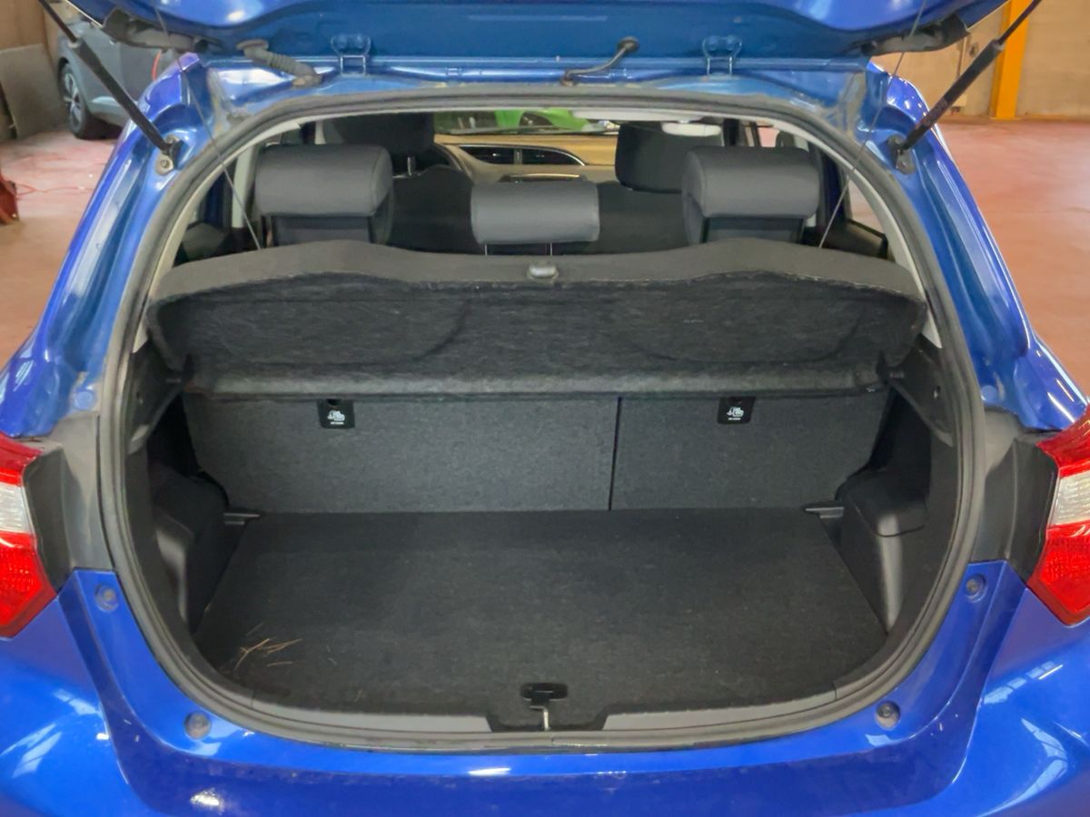 Toyota Yaris 2020 — photo 16