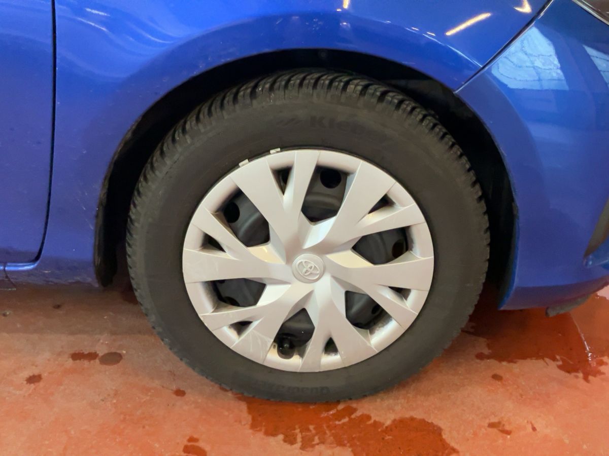 Toyota Yaris 2020 — photo 12