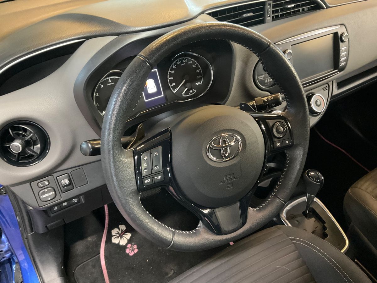 Toyota Yaris 2020 — photo 46