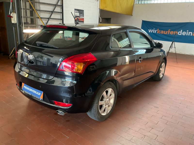 Kia pro_cee'd 1.4 Edition 7 — zdjęcie 2