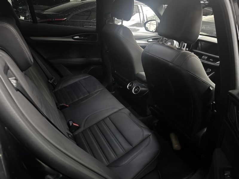 Alfa Romeo Stelvio 2.2 JTDM Veloce Q4 — zdjęcie 8