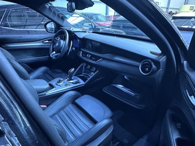 Alfa Romeo Stelvio 2.2 JTDM Veloce Q4 — zdjęcie 6
