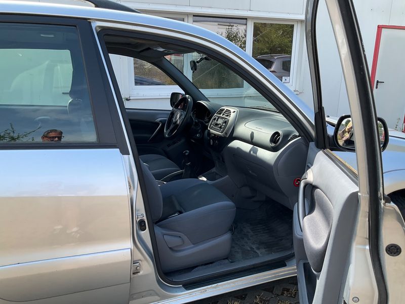 Toyota RAV 4 2.0 Special 4x4 2001 – снимка 3
