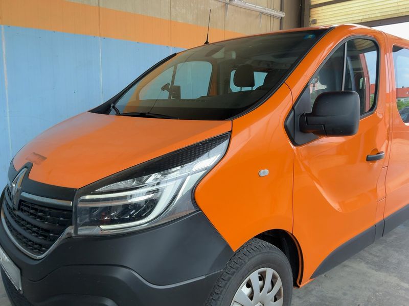 Renault Trafic 2.0 dCi L2H1 3,0t (8/9 Sitze) Life — zdjęcie 2